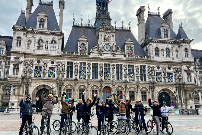 Discover Iconic Paris: Private Bike Tour of the City Center - A bike-first way to see central Paris fast