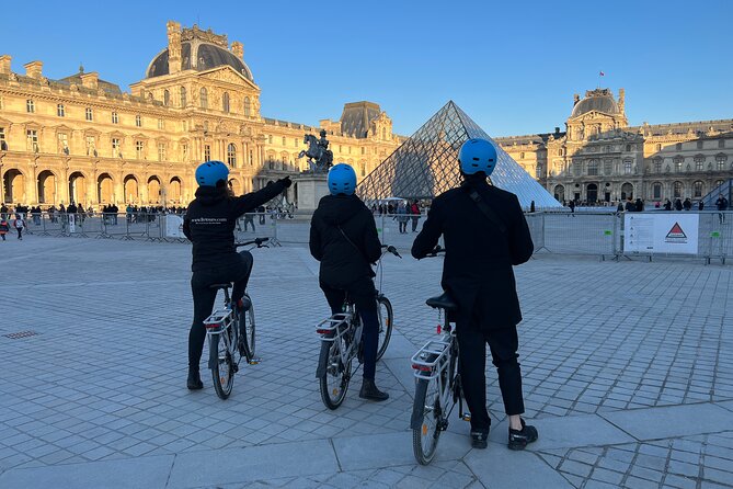 Discover Iconic Paris: Private Bike Tour of the City Center - Notre-Dame viewpoints without the stress