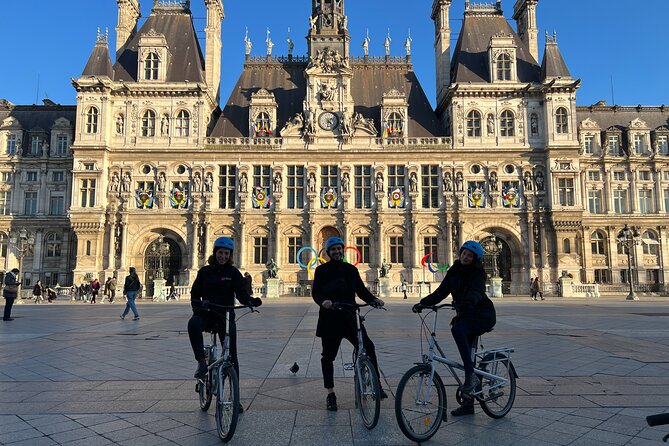 Discover Iconic Paris: Private Bike Tour of the City Center - Place de la Concorde: royal tragedy at street level