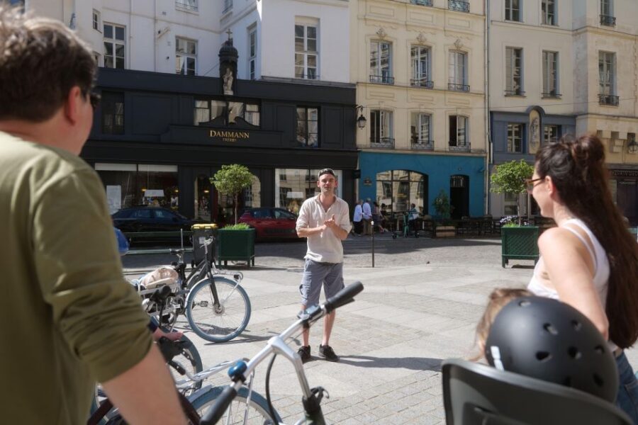 Discover Paris by bike - Finding the start at 20 Rue Greneta in Montorgueil