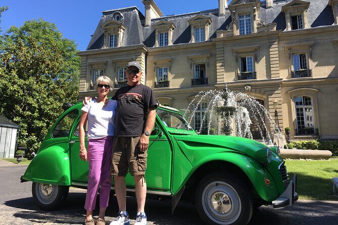 Discover Paris in a Classic French Car (2cv) - The 1977 2cv experience that makes Paris feel cinematic
