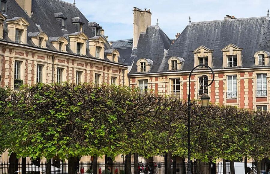 Discover the Marais (:) An Outdoor Detective Adventure - Key highlights worth your attention