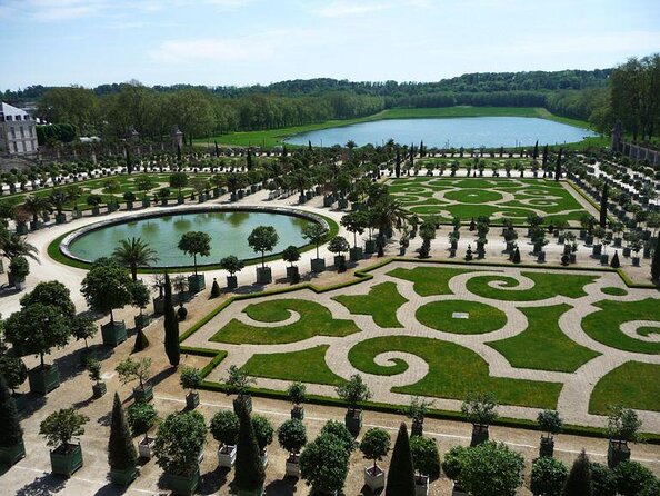 Discover Versailles on electric 2-wheelers (Yes to PRM) - Key highlights you’ll actually feel