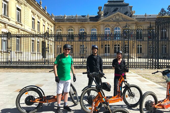Discover Versailles on electric 2-wheelers (Yes to PRM) - La Lanterne and the Apollo area: “look, then learn”