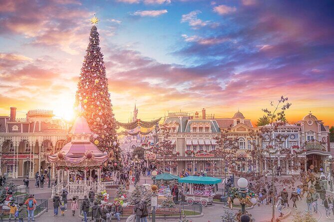 Disneyland® Paris 1 Day with Round-Trip Train Tickets from Paris - Disneyland Park: how to spend the day when you want big classics
