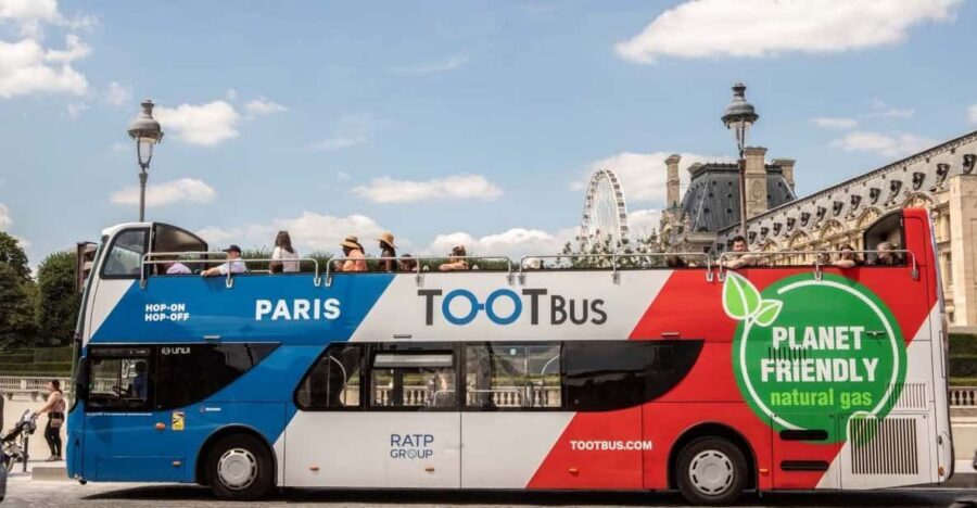 Disneyland Paris: Bus Sightseeing Tour in Paris - From Disneyland hotels to the Eiffel Tower: why this tour feels smart