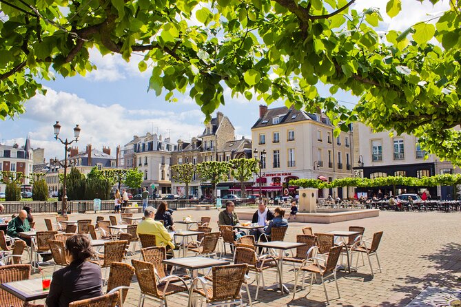 e-Scavenger hunt Reims: Explore the city at your own pace - Roman and Medieval Reims: Porte de Mars, Saint-Remi, Saint-Jacques, and the cryptoporticus