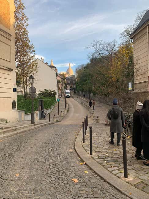 Eat, play & Love - Montmartre Walking Tour- Kids friendly - - Key things that make this Montmartre tour work