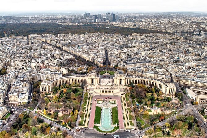 Eiffel Tower Access with Optional Summit by Lift - Security Lines and the Real Boarding Flow