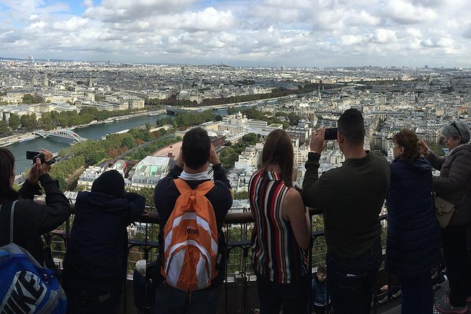 Eiffel Tower Lift Access with Optional Summit and Seine Cruise - Who should book this Eiffel Tower + Seine cruise combo?