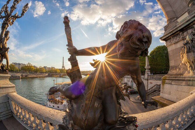 Eiffel Tower Summit Entry with Big Bus and Seine River Cruise - Who This Fits: First-Time Travelers, Families, and the Mobile Explorers