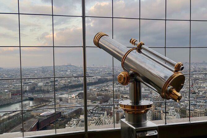 Eiffel Tower Summit Semi-Private Guided Tour - Guides you might meet: Davis, Remi/Remy, Monica, Hexcel, Sarah, and more