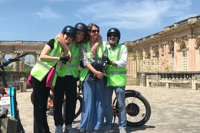 Electric 2-wheeler tour of the Chateau Park and Gardens - Riding from the Grand Canal side to the Grand Trianon approach