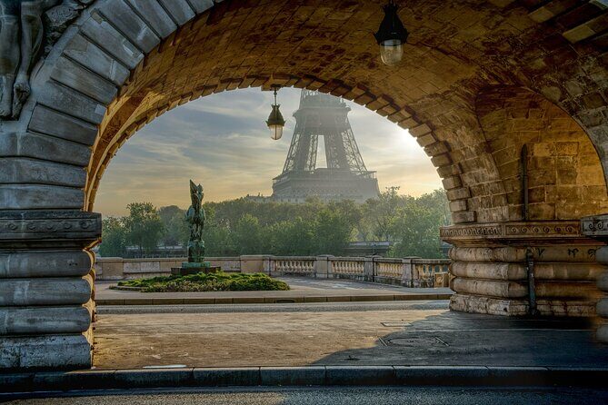 Electric bike rental in Paris - The bike details that actually matter on a Paris ride