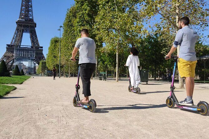 Electric scooter rental in Paris Full Day - How electric scooter freedom changes your Paris day