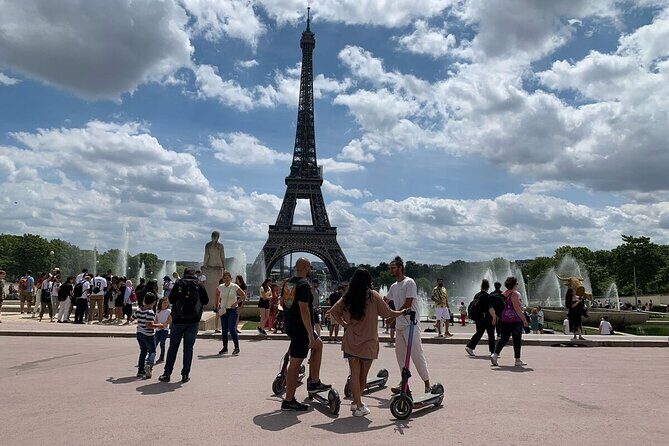 Electric scooter rental in Paris Full Day - Place-Vendôme: a short stop with a big payoff