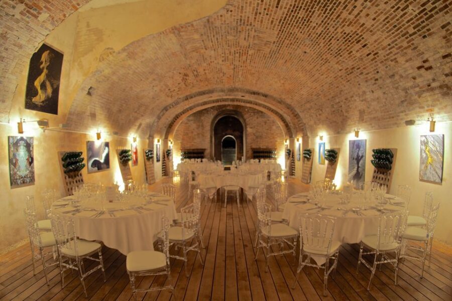 Epernay: Winery and Cellar Tour with Champagne Tasting - Key highlights to look for