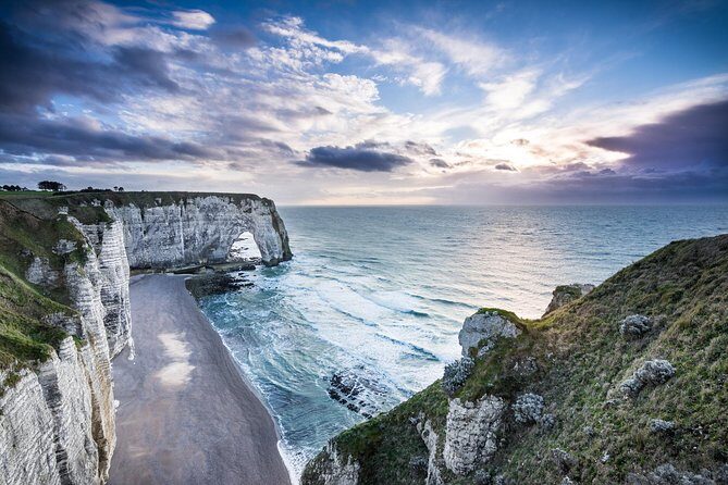 Etretat and Le Havre Private Day Trip from Paris - Étretat’s Alabaster Coast cliffs and sea-wall walks