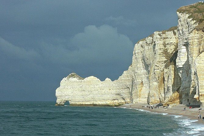 Etretat and Le Havre Private Day Trip from Paris - Le Havre and MuMa: Impressionist art tied to real light
