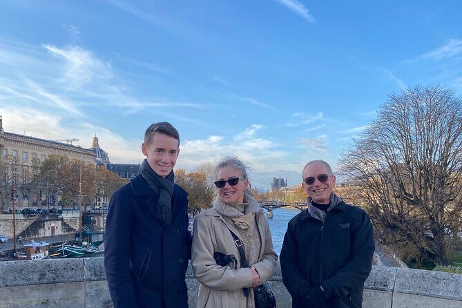 Exclusive Walking Tour of Central Paris With Local Guide - Sainte-Chapelle: the “little sister” with big royal stakes
