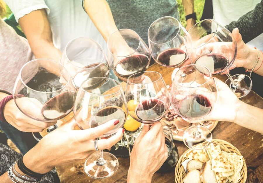 Exclusive Wine Day Trip Loire Valley from Paris - Loire Valley wine tasting: cellar time and standout whites