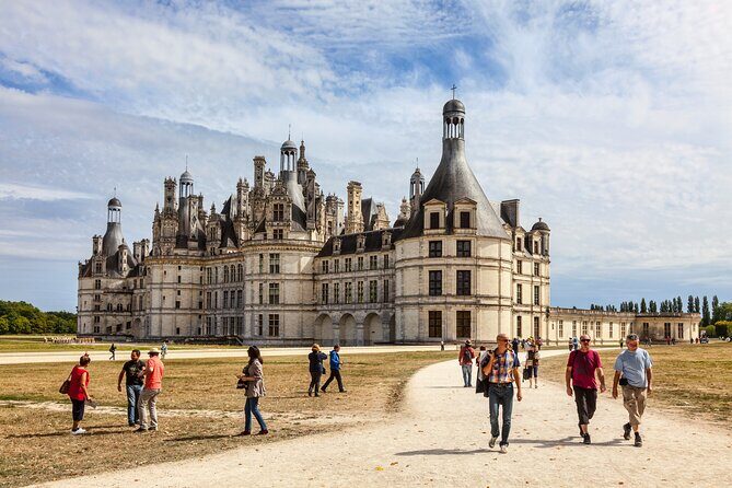 Explore Loire Castles & the City of Orleans from Paris - Getting Started: Montrouge, 7:30 AM, and a Mobile Ticket
