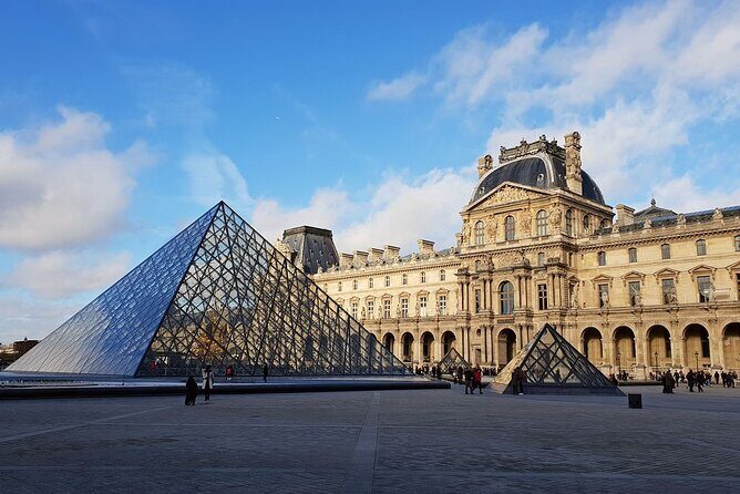 Fabuleux Guided Tour Through the Louvre Museum with Access - Skip-line start at the Louvre Carrousel meeting point