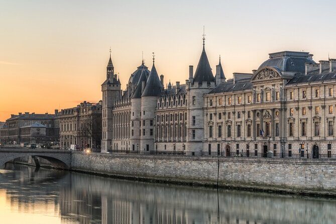 Family escape Game with kids and teens on the Île de la Cité - Notre-Dame as the learning anchor (and why it works)