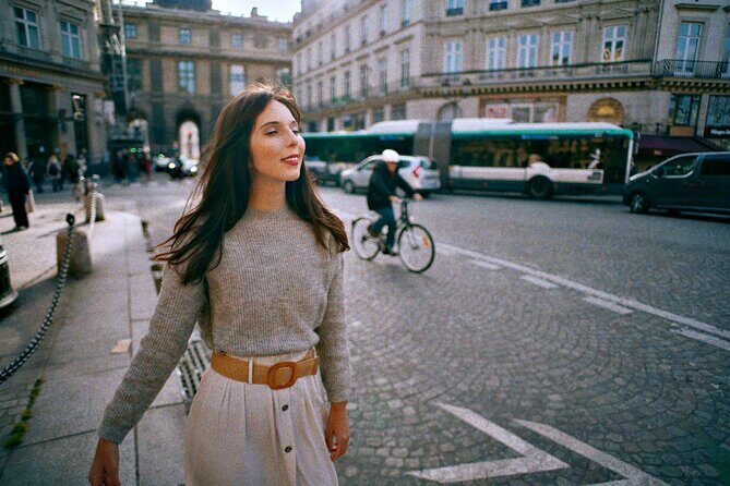 Feel like a star in Paris with photos and a mini movie! - Parisian café finish: natural, relaxed light and real atmosphere