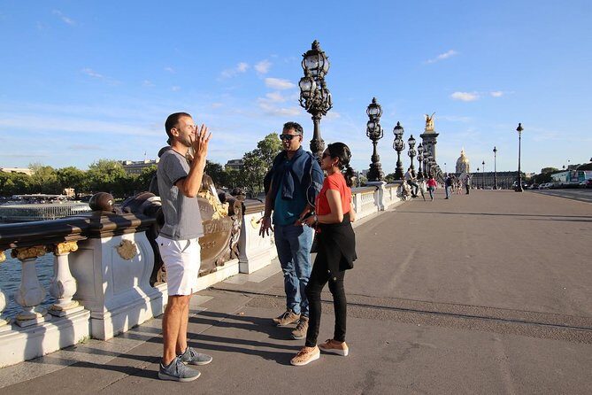 First Day Bike Tour, Top Sights, hidden gems, Wine&Cheese picnic - Notre-Dame area stop: a respectful quick view
