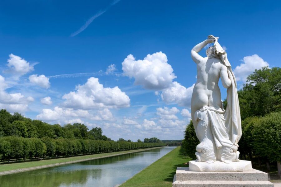 Fontainebleau: Palace Private Guided Tour with Ticket - The Monarchs’ Apartments and Napoleon I’s Imperial Bedroom
