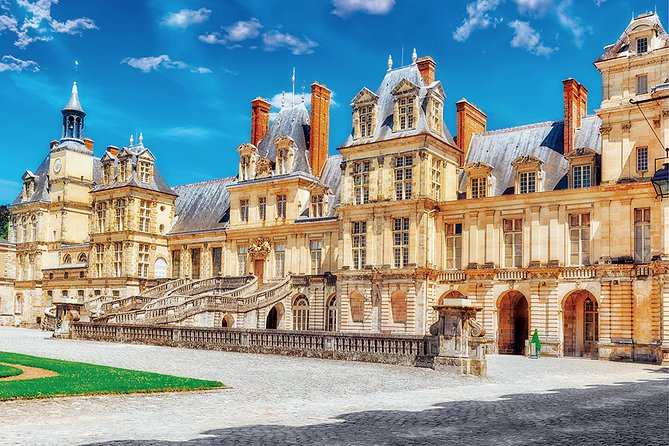 Fontainebleau Private Guided Tour: Half-Day Trip from Paris - Skip-the-line entrance and how the guide sets you up for success