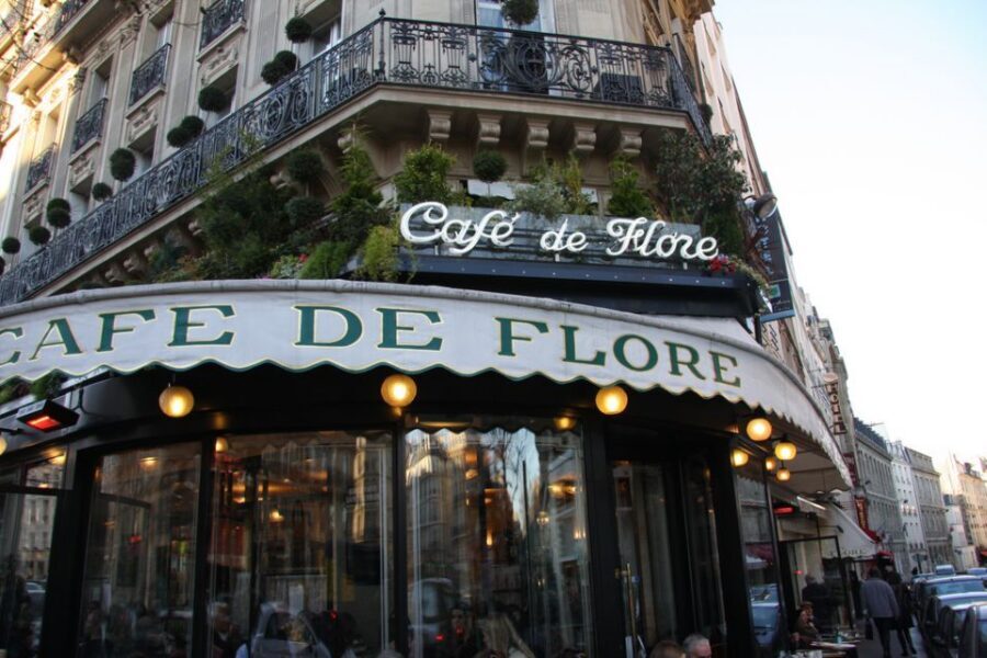 French Lesson at Cafe de Flore and Paris Guided Tour - What you’ll do during the lesson: coffee chat with structure behind it