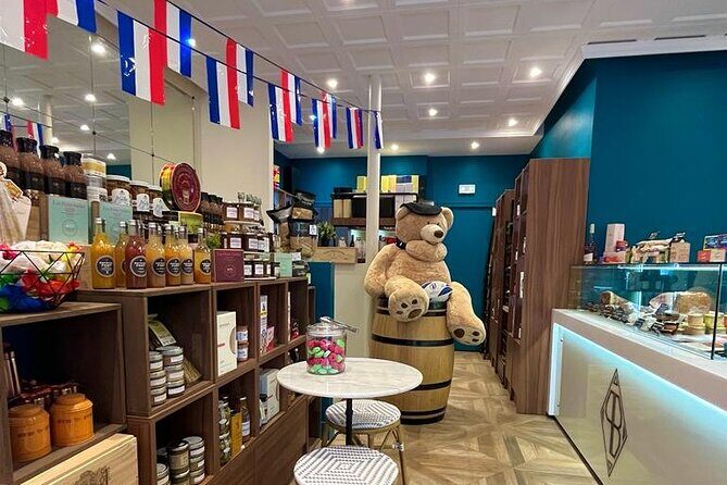 French Wine and Cheese Master Class Near the Eiffel Tower - Buying French Specialties After the Class (And Taking Them Home)