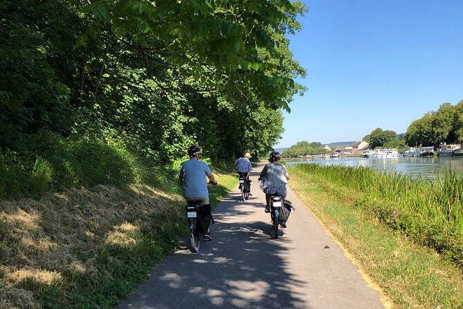 From Epernay Full day Electric bike Champagne and lunch - Hautvillers and the Dom Pérignon connection