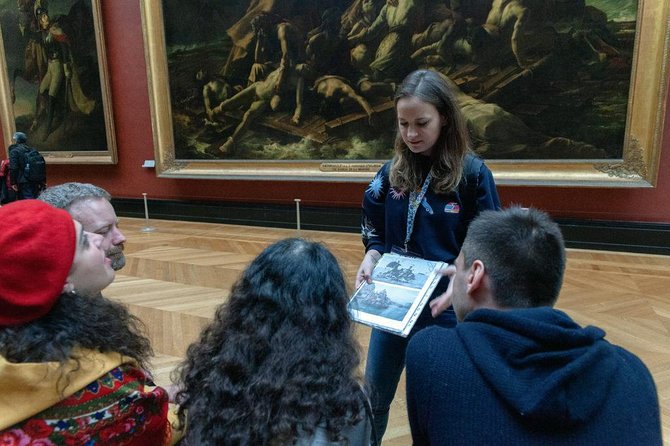 From Louvre to Street Art - original museum guided tour (skip the line!) - The rhythm of the tour: focused stops, not a nonstop sprint
