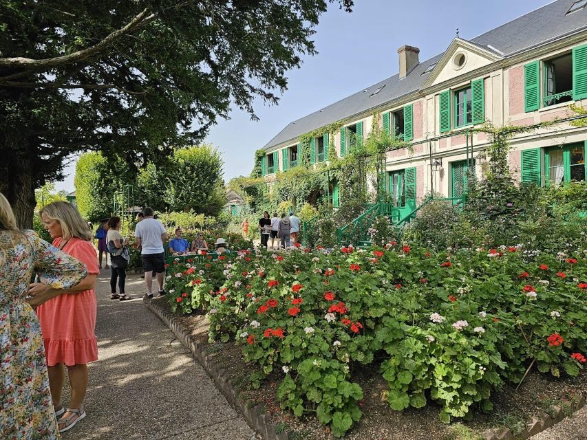 From Paris: Auvers-sur-Oise & Giverny Excursion - Timing, Pace, and the Value of a Private Luxury Van