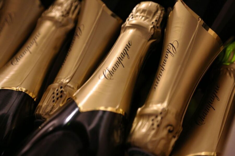 From Paris: Champagne Day Trip with 7 Tastings and Lunch - Who this tour suits best (and who should skip it)