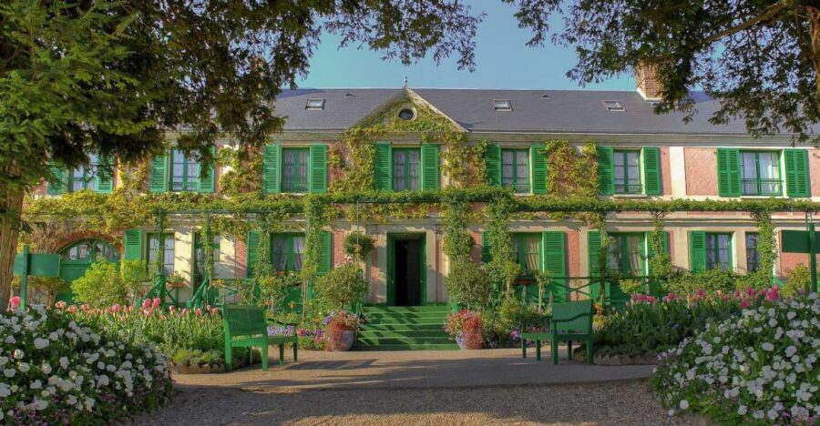 From Paris: Giverny and Versailles Private Full-Day Trip - Key Things That Make This Day Trip Work