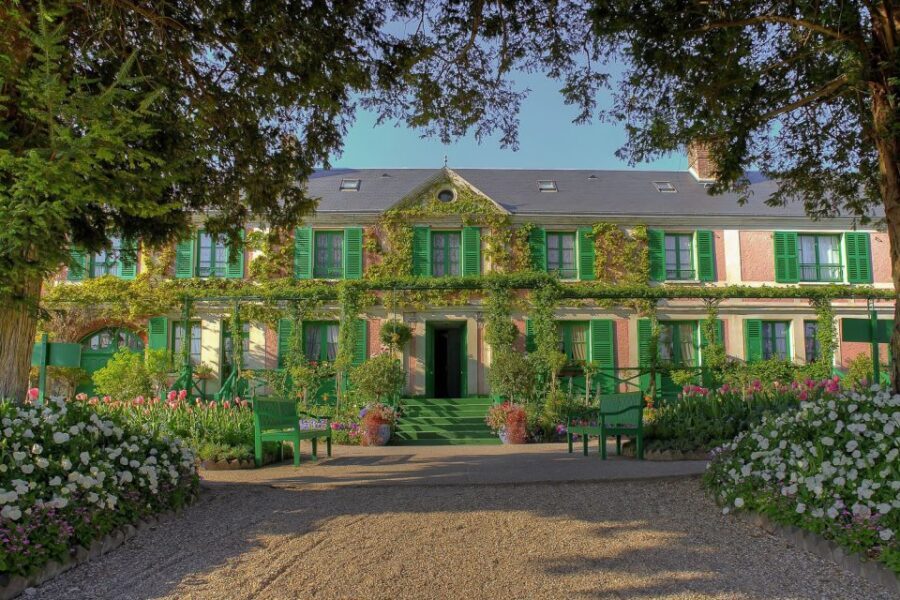 From Paris: Giverny and Versailles Private Full-Day Trip - The Midday Lunch Break: Plan Like a Local
