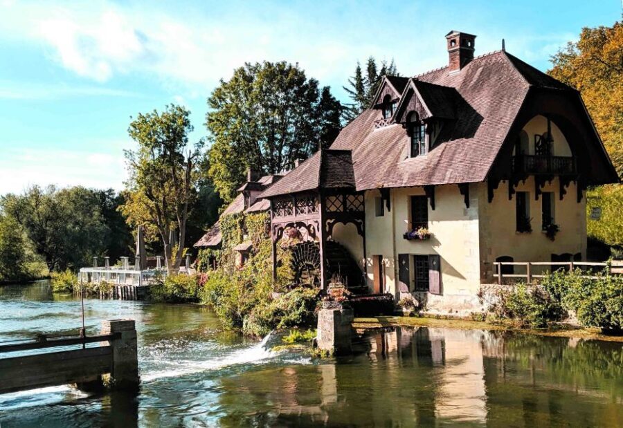 From Paris: Monet Impressionism Tour to Giverny by Minibus - Price and value: when the math starts to make sense