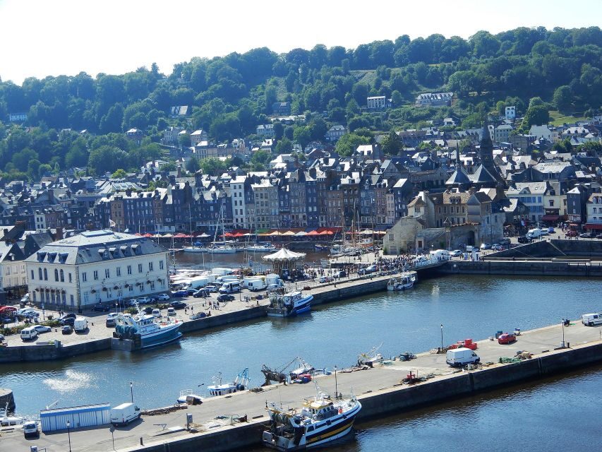From Paris: Mont-Saint-Michel & Honfleur Private Day Tour - Price and group size: when this private tour makes sense