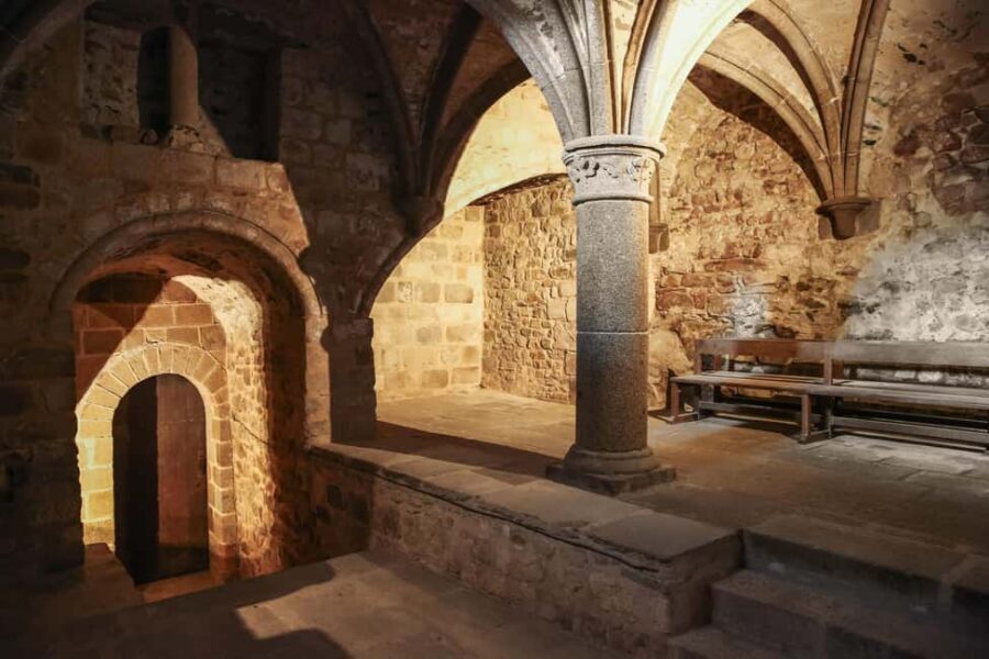 From Paris: Mont Saint-Michel Tour with Hotel Pickup Service - FAQ
