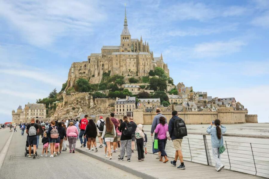 From Paris: Mont Saint-Michel Tour with Hotel Pickup Service - The Abbey tour: Gothic details plus that “how did they build this?” feeling