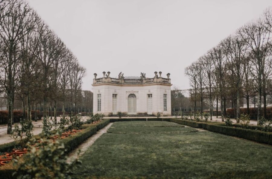 From Paris: Private Versailles Half-Day Private Tour - Skip-the-line tickets and security: why timing still matters