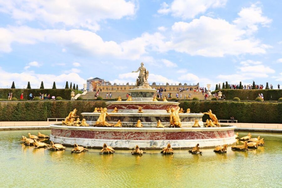 From Paris: Versailles Guided Tour with Skip-the-Line Ticket - Getting from central Paris to Versailles without the stress