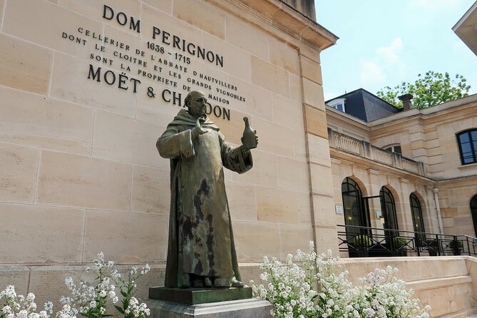 Full Day Champagne Pommery Small Group Tour - Avenue de Champagne: A Quick Glimpse at the Famous Front Doors