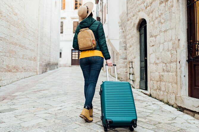 Full Day Private Luggage Storage in Paris - How the Mobile Ticket and Bag-Counting Rule Work