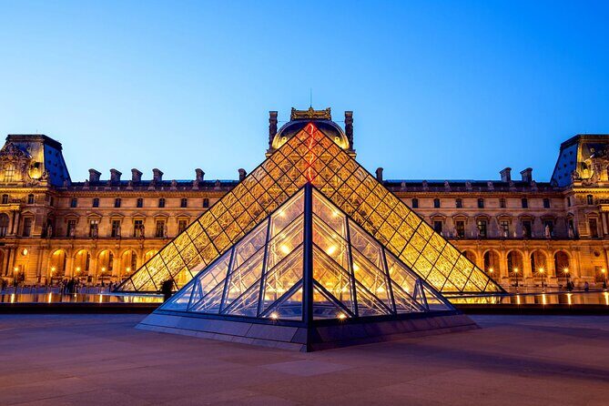 Full Day Tour In Paris With Hotel Pick Up - Eiffel Tower photo stop: a smart orientation moment (not a climb)