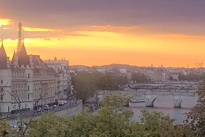Fun Painting Class in a Professional Art Studio with a View - Who Should Book This Class (and Who Might Think Twice)